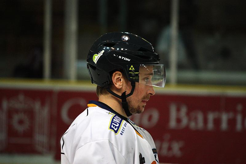 Chamonix  3 - 1 France U20