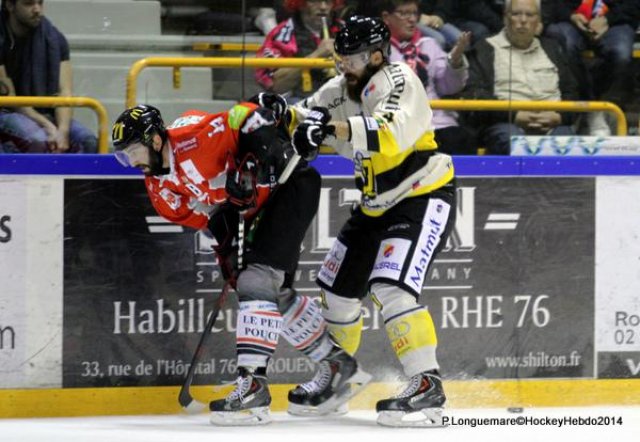 Photo hockey match Rouen - Amiens  le 26/08/2014