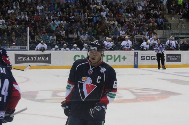 Photo hockey reportage KHL : Entrée slovaque réussie
