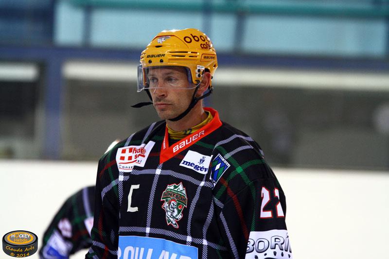 Mont-Blanc 4 - 3 Neuilly/Marne