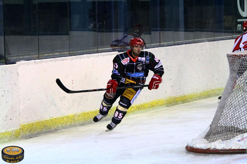 Mont-Blanc 4 - 3 Neuilly/Marne