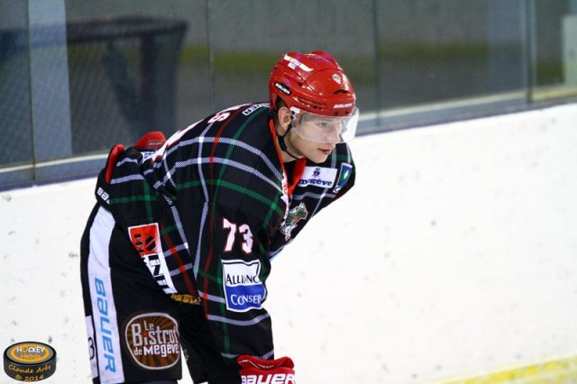 Photo hockey match Mont-Blanc - Neuilly/Marne le 13/09/2014