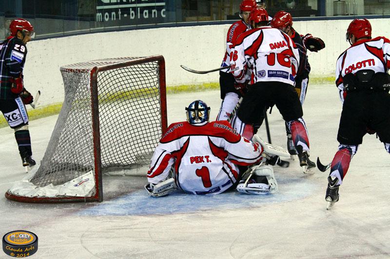 Mont-Blanc 4 - 3 Neuilly/Marne