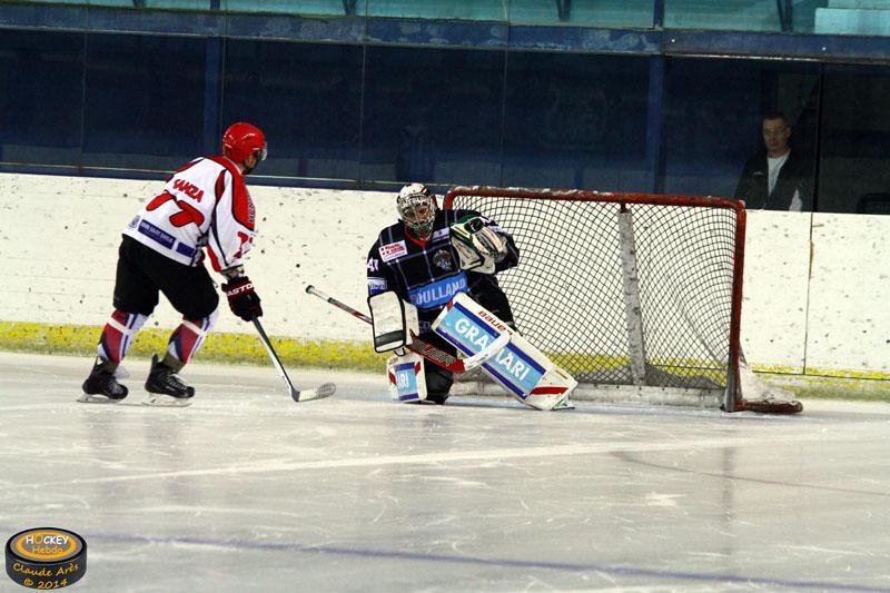 Mont-Blanc 4 - 3 Neuilly/Marne