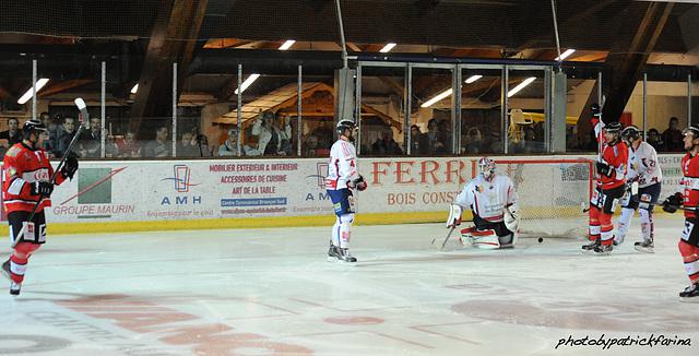 Briançon  4 - 2 Grenoble 