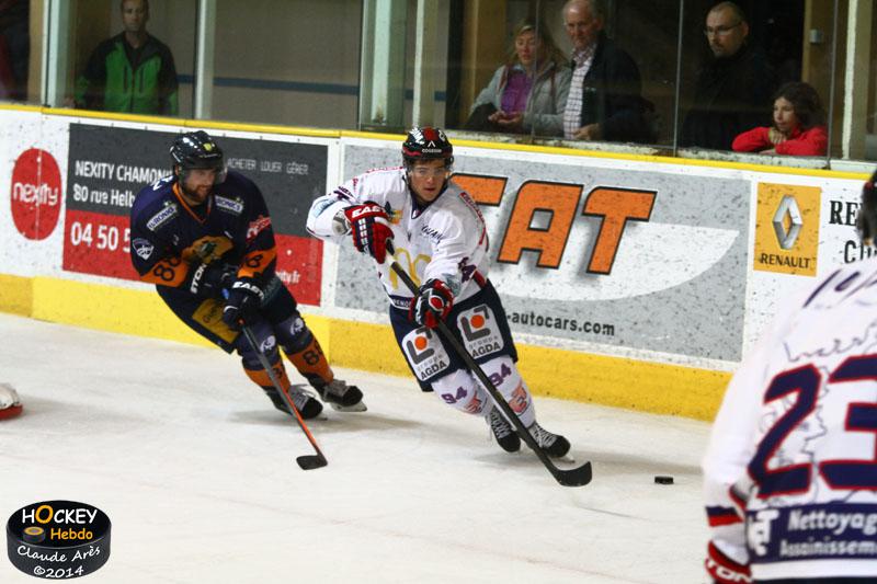 Chamonix  3 - 0 Grenoble 