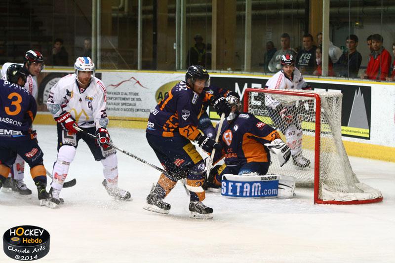 Chamonix  3 - 0 Grenoble 