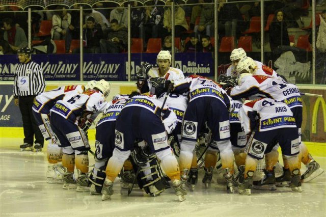 Photo hockey match Grenoble  - Montpellier  le 23/12/2008