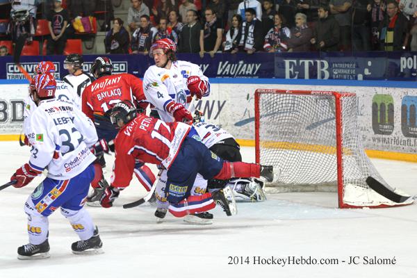 Grenoble  7 - 6 Lyon