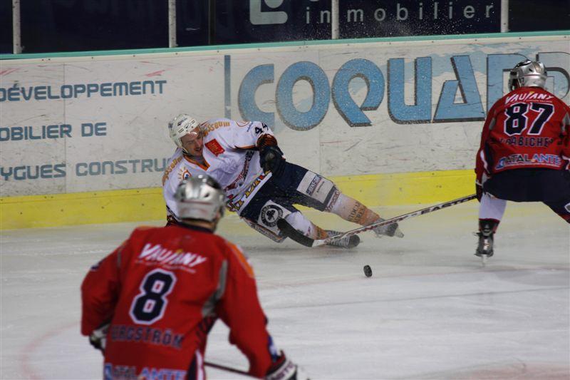 Grenoble  14 - 3 Montpellier 