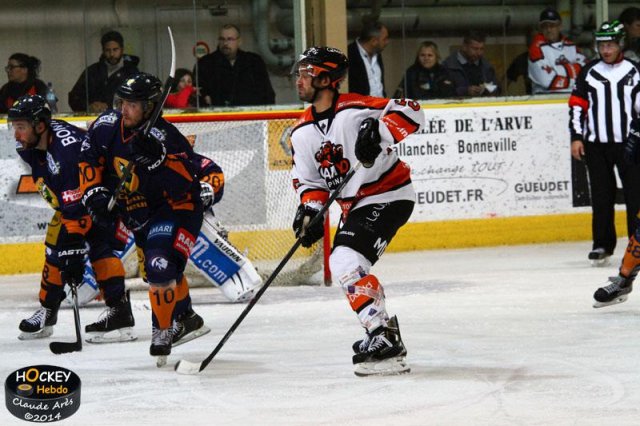 Photo hockey match Chamonix  - Epinal  le 04/10/2014