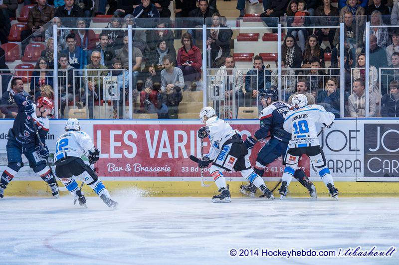 Angers  3 - 0 Gap 