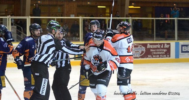 Photo hockey match Chamonix  - Epinal  le 04/10/2014