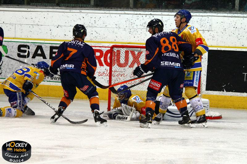 Chamonix  2 - 1 Dijon 