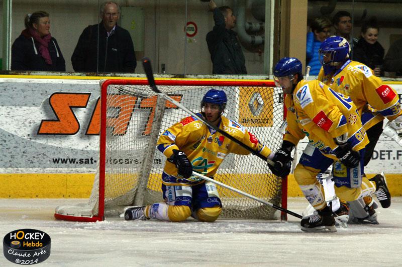 Chamonix  2 - 1 Dijon 