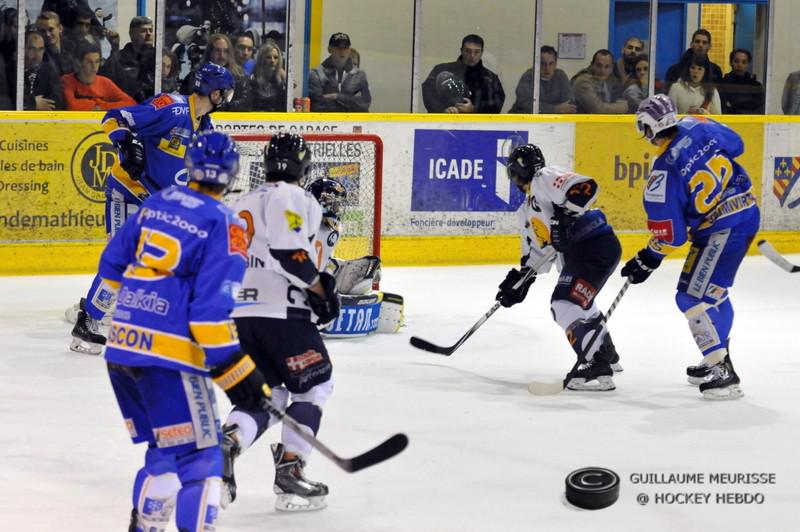 Dijon  7 - 4 Chamonix 