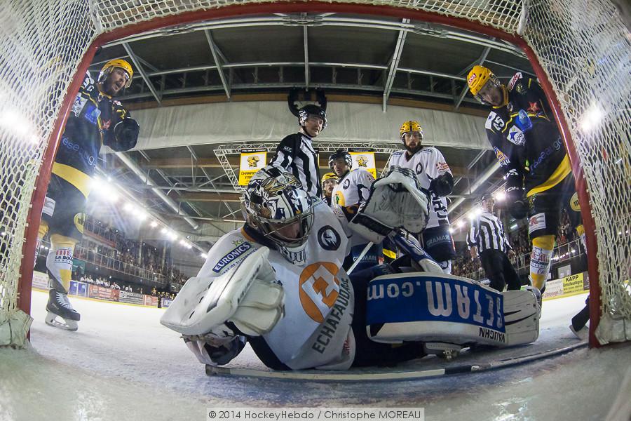 Strasbourg  3 - 2 Chamonix 