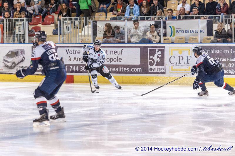 Angers  7 - 3 Brest 