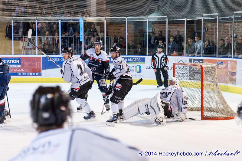 Angers  7 - 3 Brest 