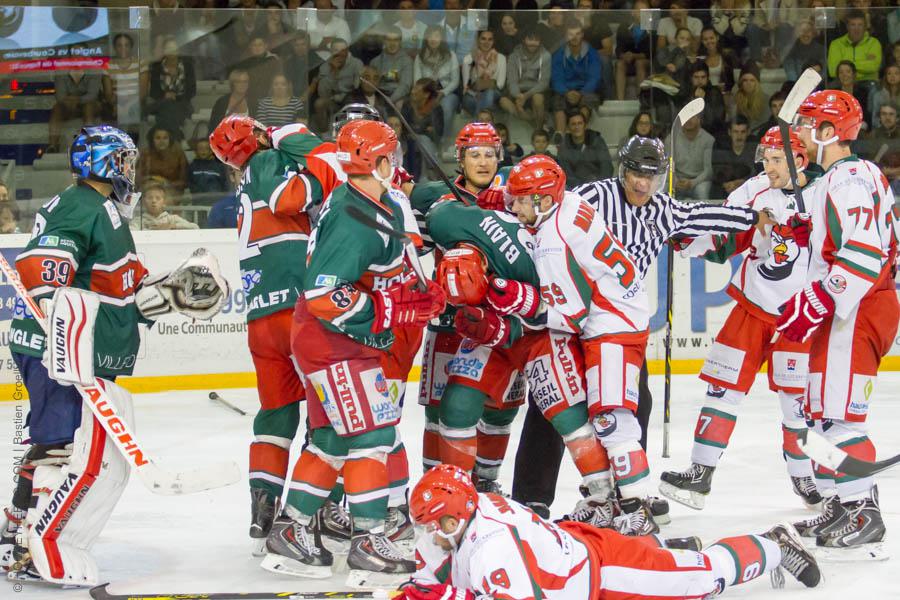Anglet 4 - 6 Courbevoie 