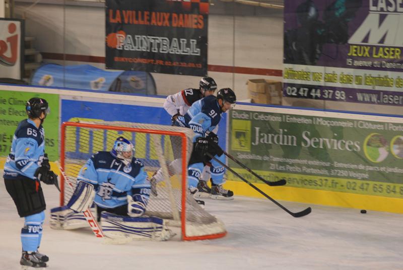 Tours  1 - 8 Angers 