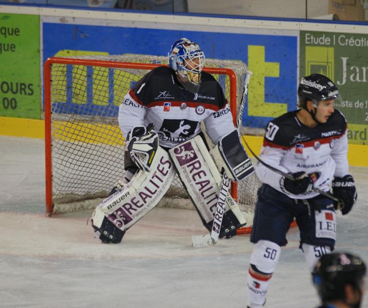 Tours  1 - 8 Angers 