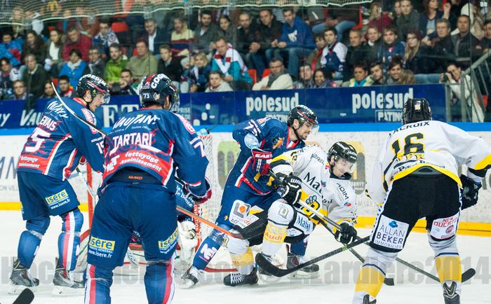 Grenoble  4 - 2 Rouen