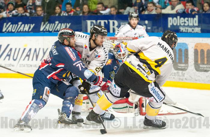 Grenoble  4 - 2 Rouen