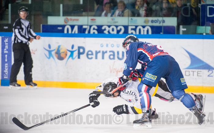 Grenoble  4 - 2 Rouen