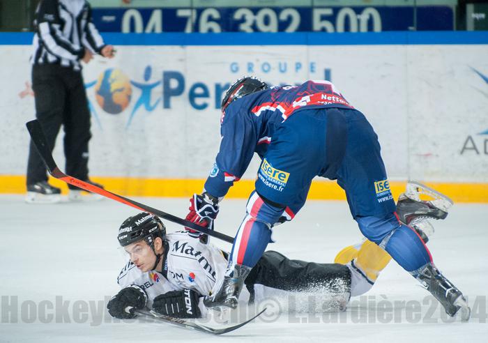 Grenoble  4 - 2 Rouen