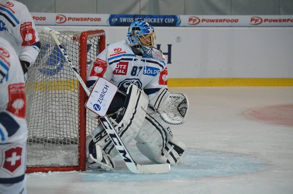 SIHC: Ambri passe en quarts — Reportage