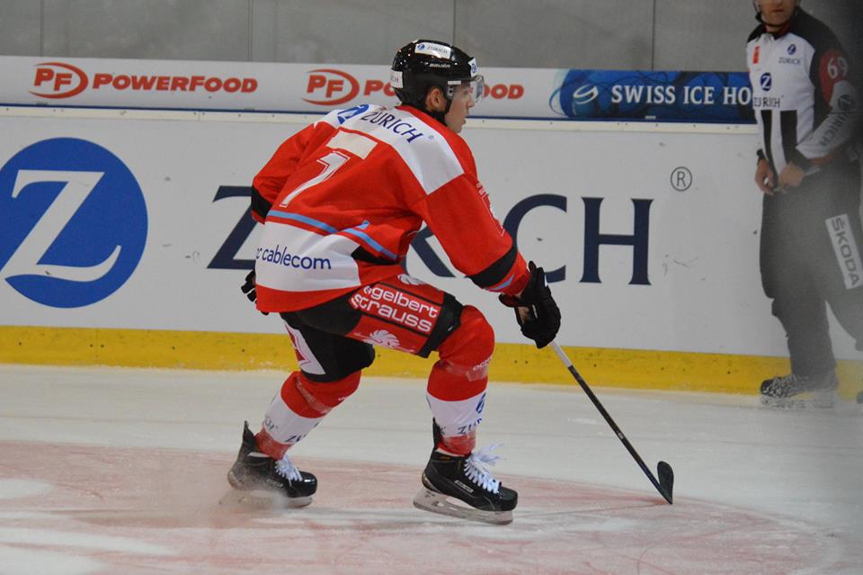 SIHC: Ambri passe en quarts — Reportage