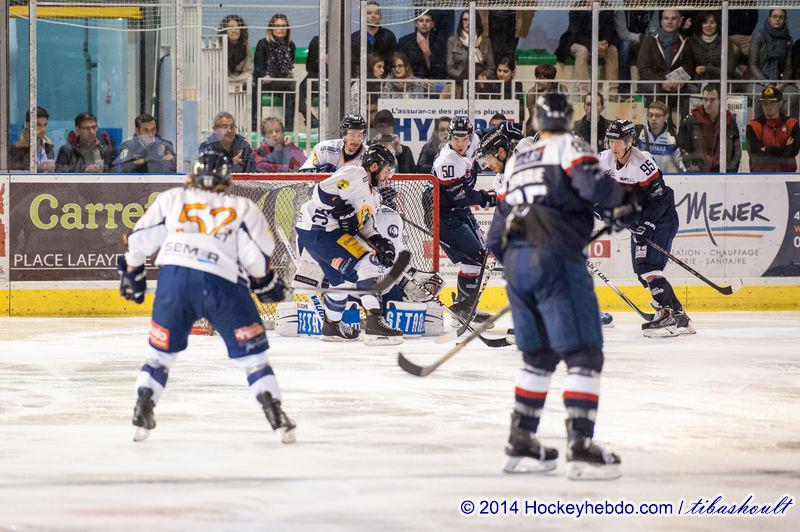 Angers  2 - 1 Chamonix 