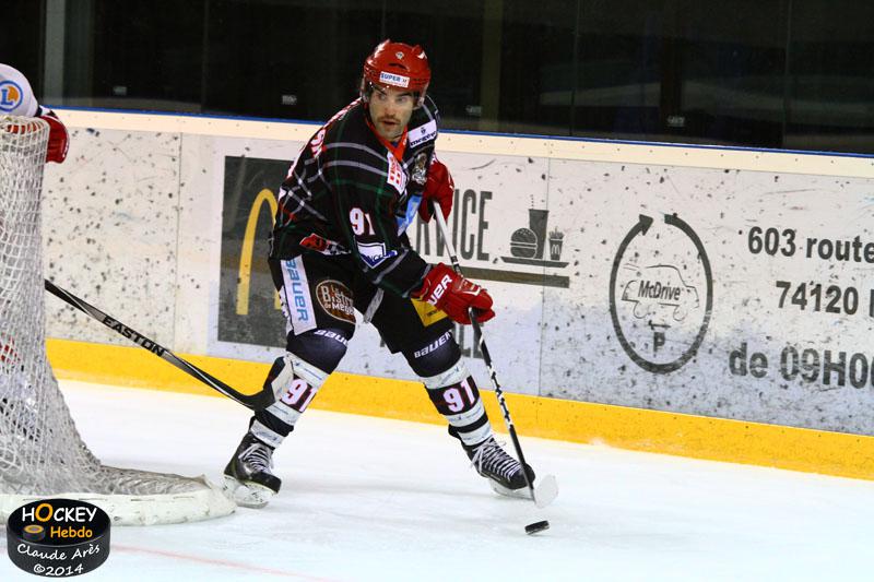 Mont-Blanc 3 - 5 Anglet