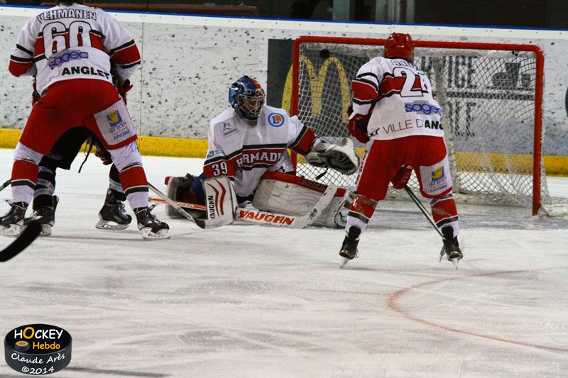 Mont-Blanc 3 - 5 Anglet