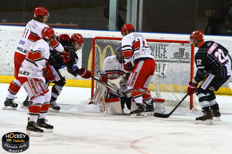 Mont-Blanc 3 - 5 Anglet