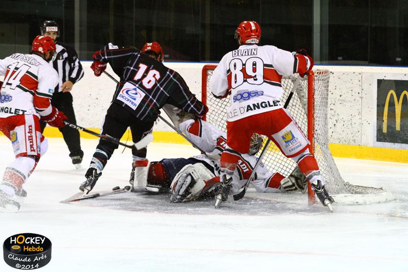 Mont-Blanc 3 - 5 Anglet