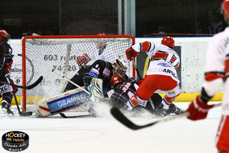 Mont-Blanc 3 - 5 Anglet