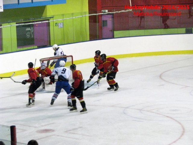 Photo hockey match Besançon - Luxembourg le 08/11/2014