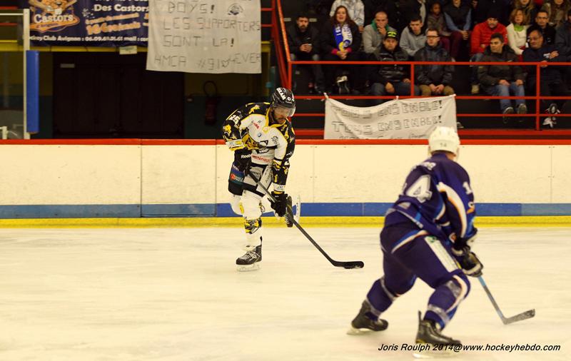 Avignon 3 - 6 Roanne