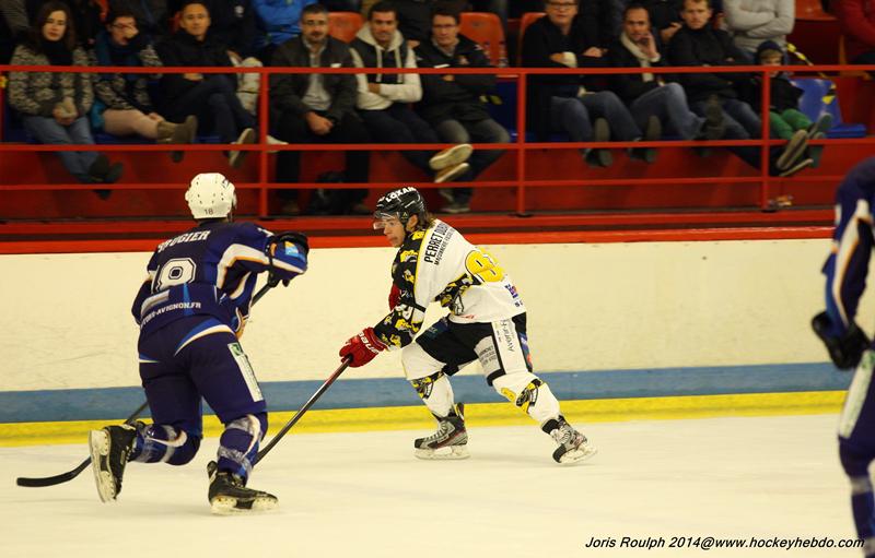 Avignon 3 - 6 Roanne