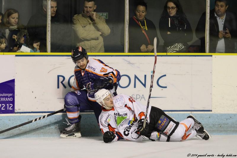 Clermont-Ferrand 3 - 5 La Roche-sur-Yon