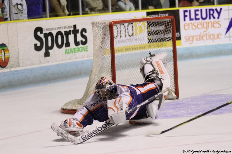 Clermont-Ferrand 3 - 5 La Roche-sur-Yon