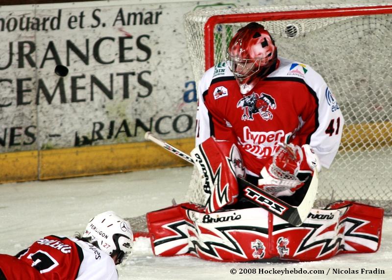 Briançon  6 - 2 Grenoble 