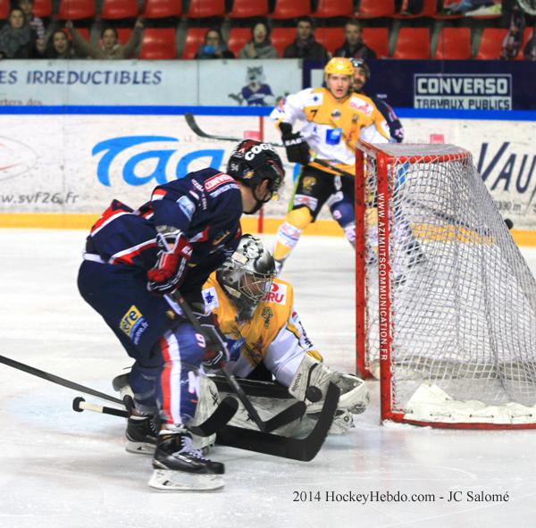 Grenoble  2 - 1 Strasbourg 