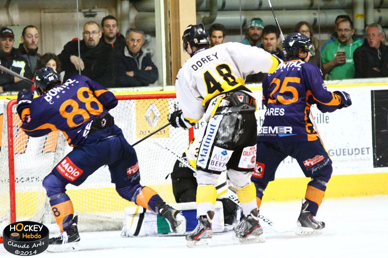 Chamonix  4 - 3 Rouen
