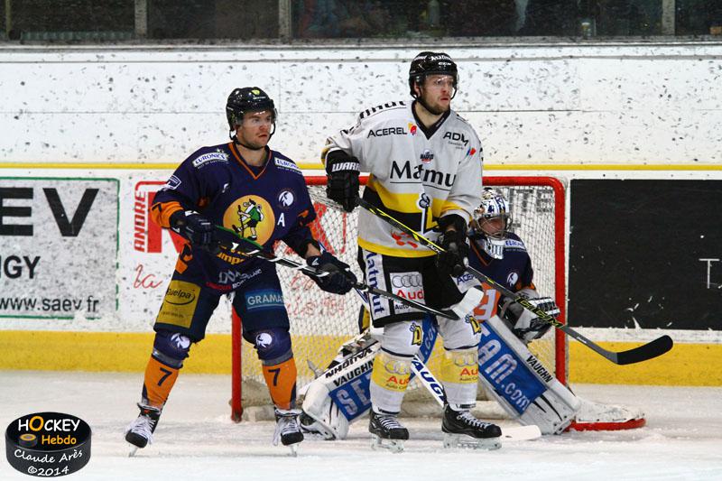 Chamonix  4 - 3 Rouen