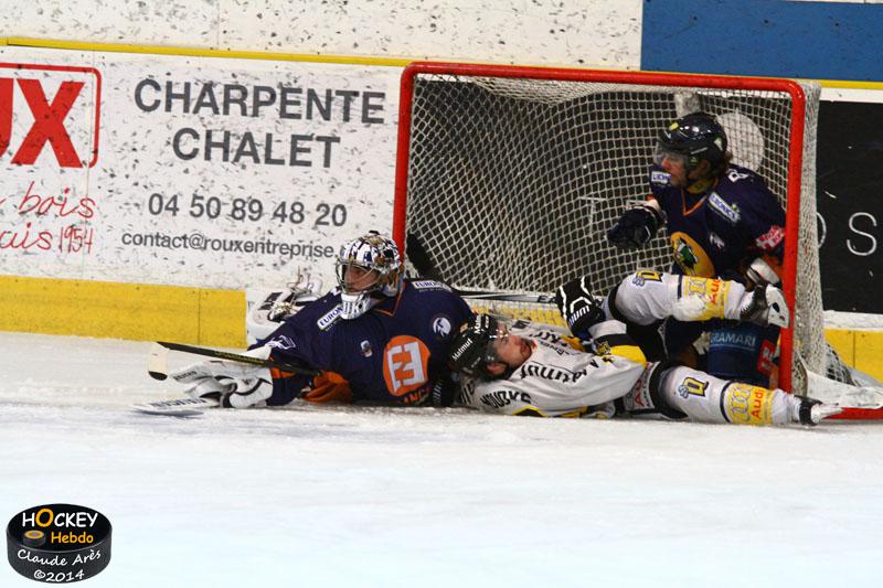 Chamonix  4 - 3 Rouen