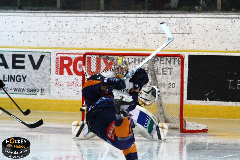 Chamonix  4 - 3 Rouen