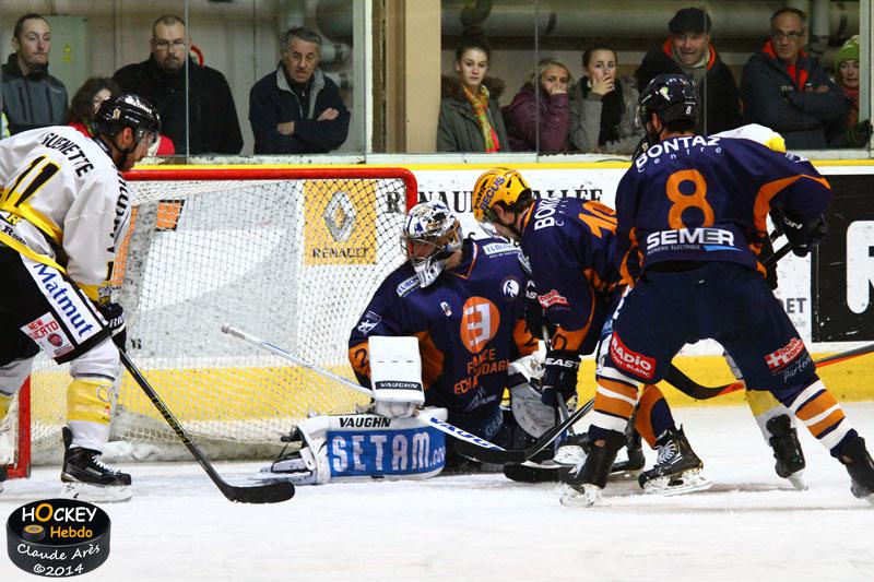 Chamonix  4 - 3 Rouen